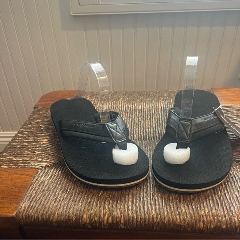 Black Flip Flops with Quilted Strap with Arch Support Size 8